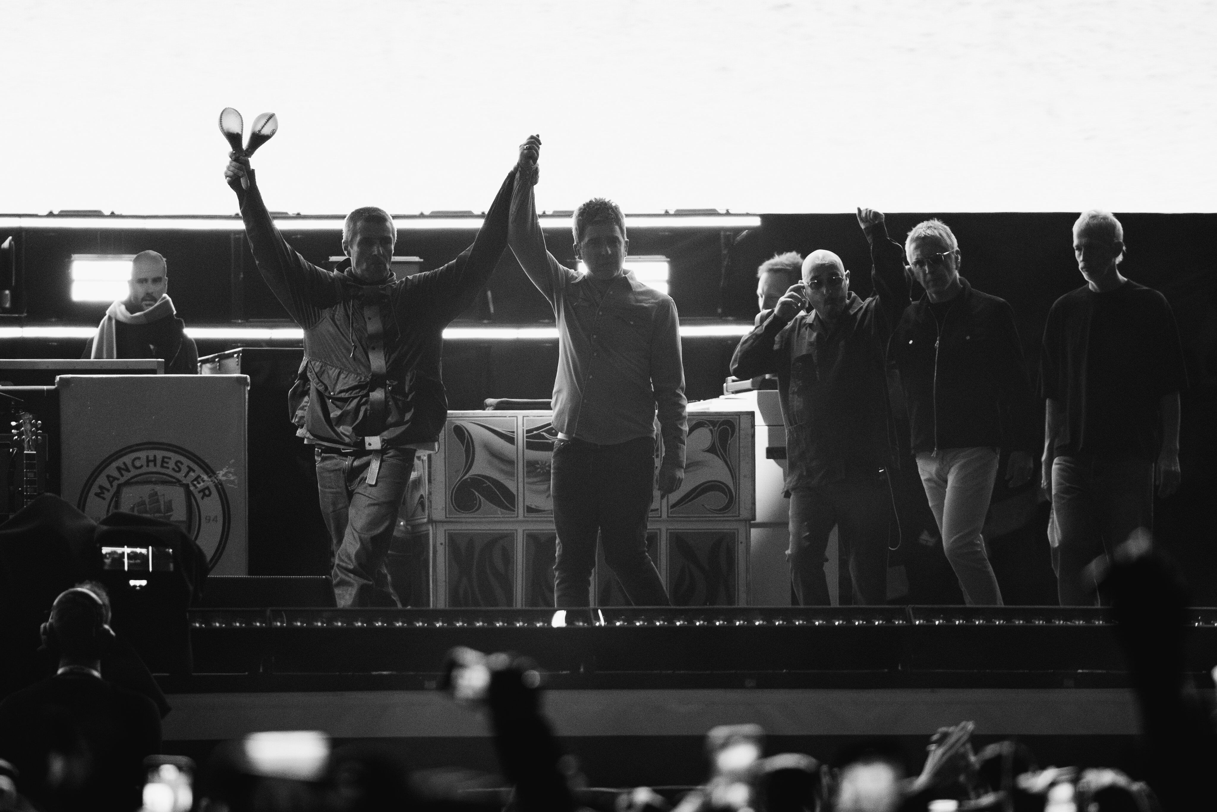 La primera reunión de los hermanos Gallagher en 16 años para el concierto de Oasis