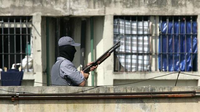 Motín en cárcel de Brasil. Al menos 50 muertos.
