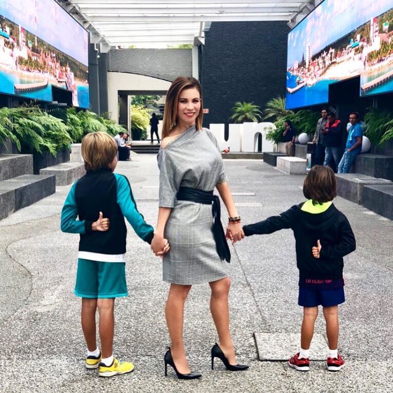 Ingrid Coronado e hijos