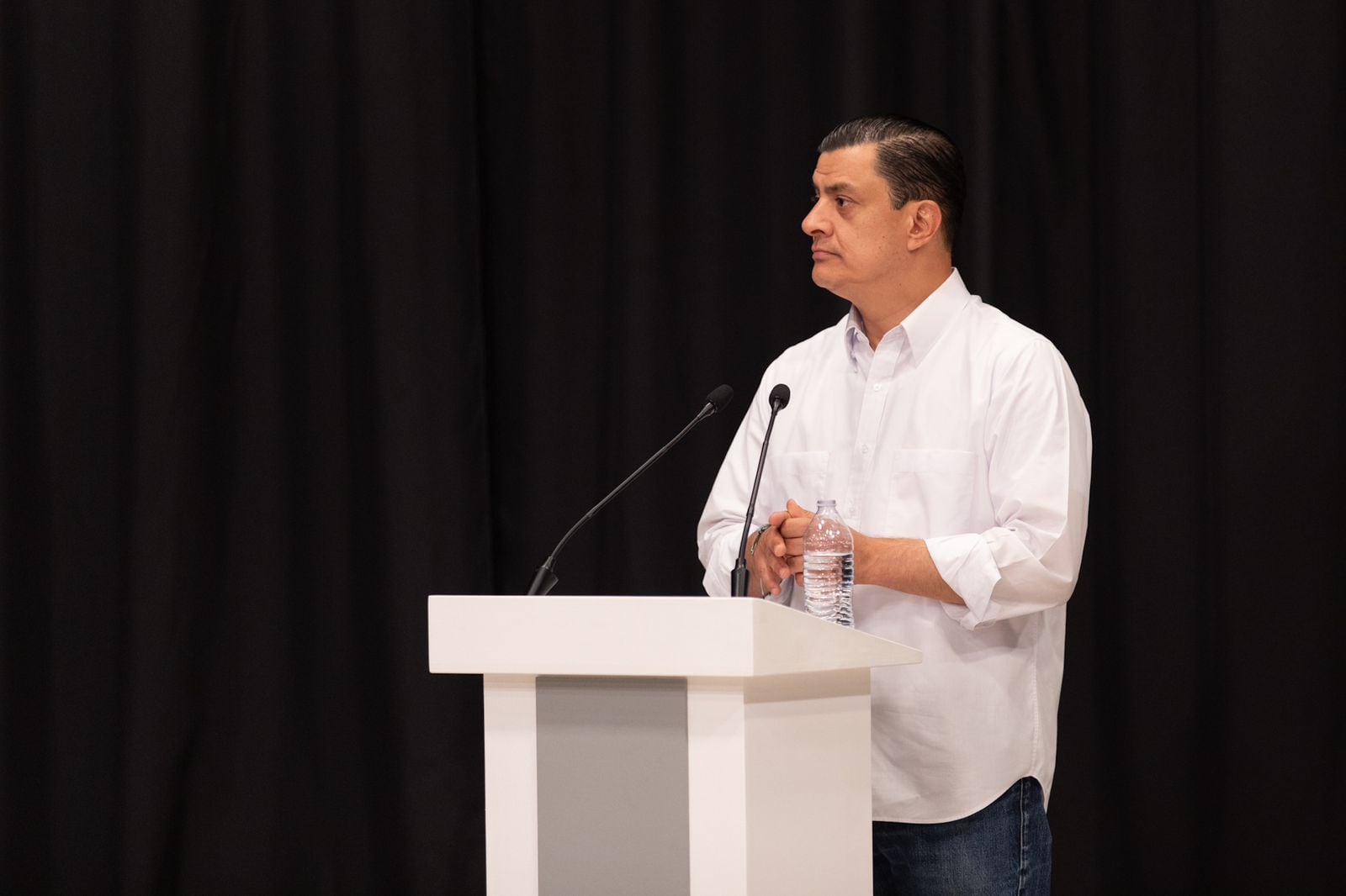 Chema Martínez en el primer debate por la alcaldía de Guadalajara