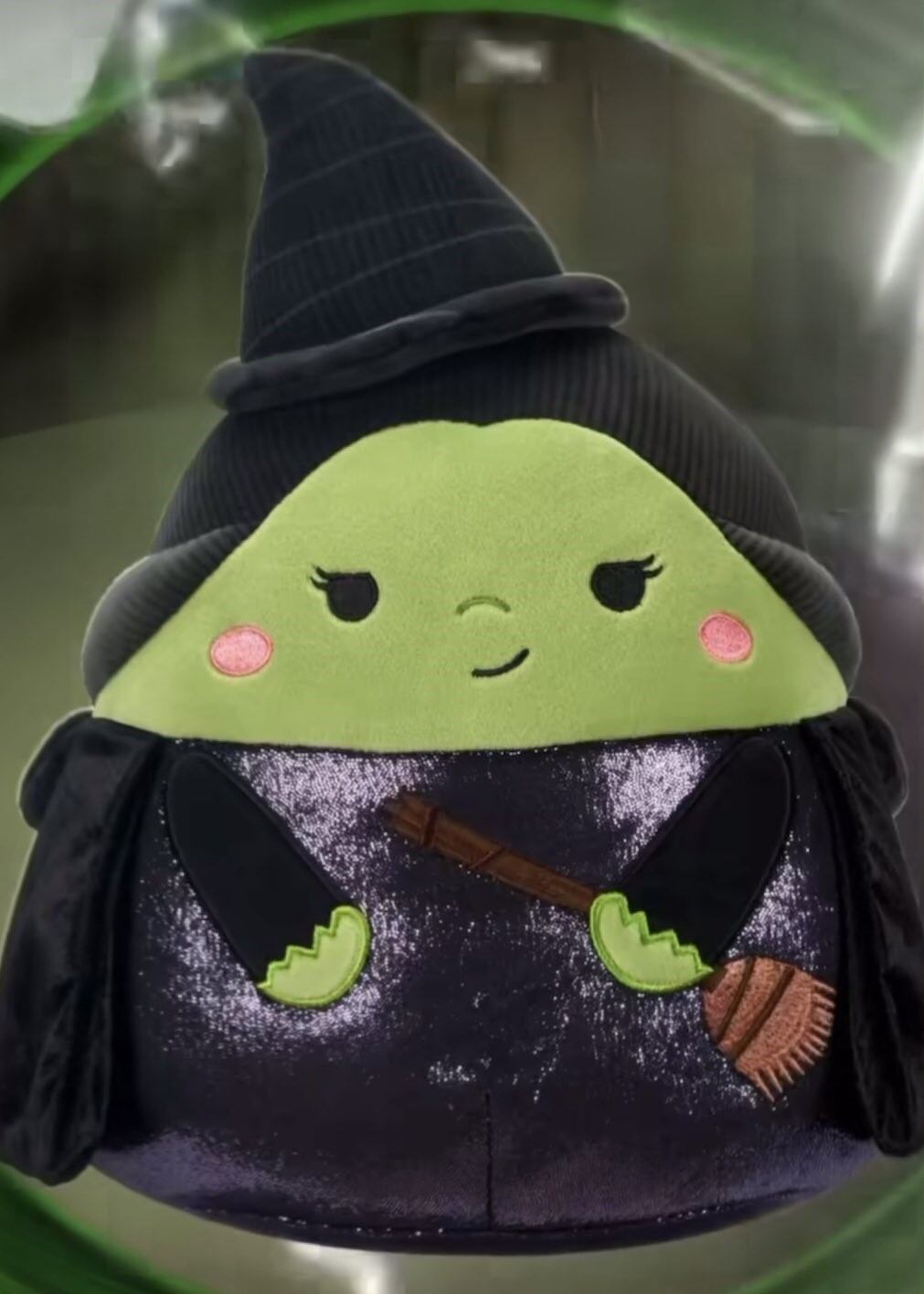 Peluches Squishmallows tendrán su versión de Elphaba y Glinda de Wicked