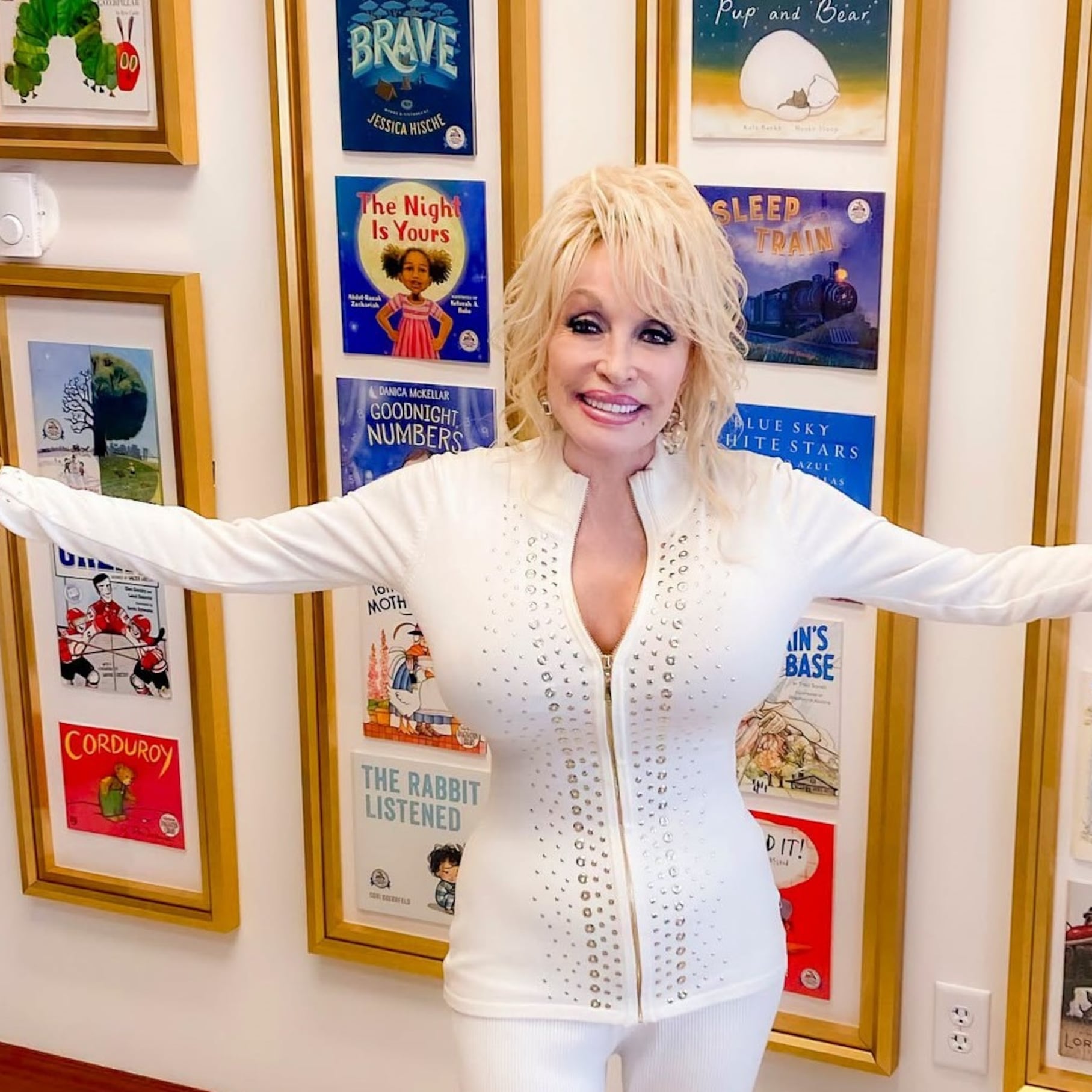 ¿Qué es Imagination Library? El programa de Dolly Parton que fomenta la lectura infantil