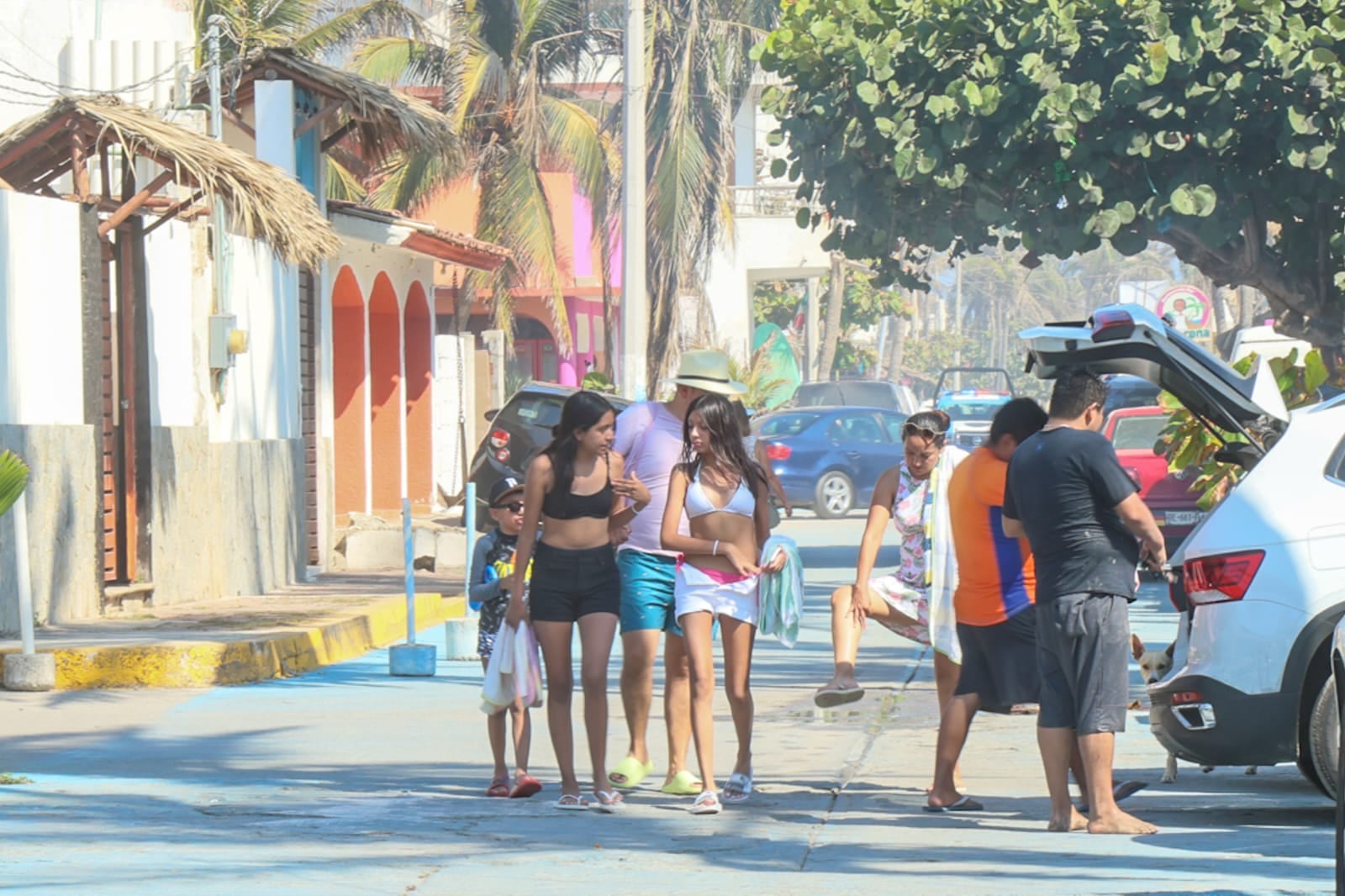 Turistas destacan el buen ambiente de Acapulco y sus calles limpias tras el paso del Huracán Otis
