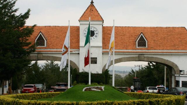 Entrada del fraccionamiento.