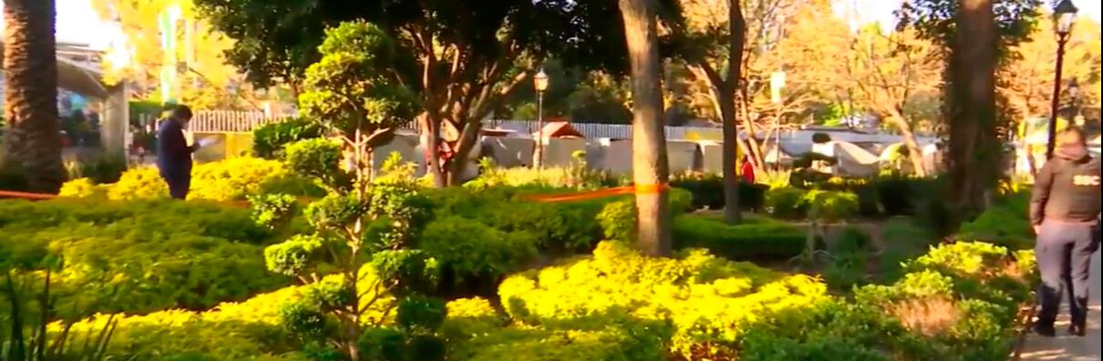 Captura de video del hallazgo de una persona muerta en Jardín Cuitláhuac en Iztapalapa en CDMX
