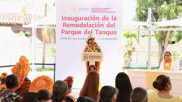 Evelyn Salgado inauguró obras en Chichihualco, Guerrero