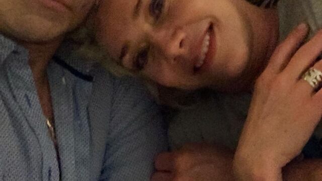 Cynthia Klitbo y Juan Vidal