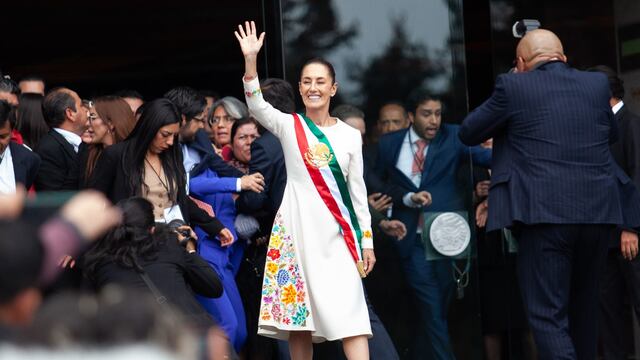 Claudia Sheinbaum Pardo rindió protesta ante el pleno de la Cámara de Diputados como la nueva presidenta de México