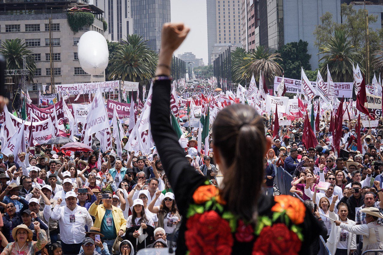 Claudia Sheinbaum en el Monumento a la Revolución