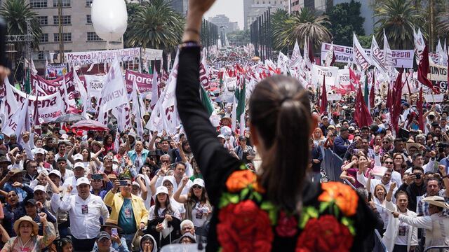 Claudia Sheinbaum en el Monumento a la Revolución