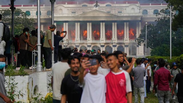 Protestas violentas en Nepal