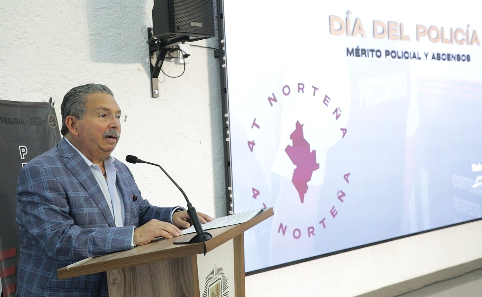 Reconocen a policías de Escobedo por su labor y trayectoria.