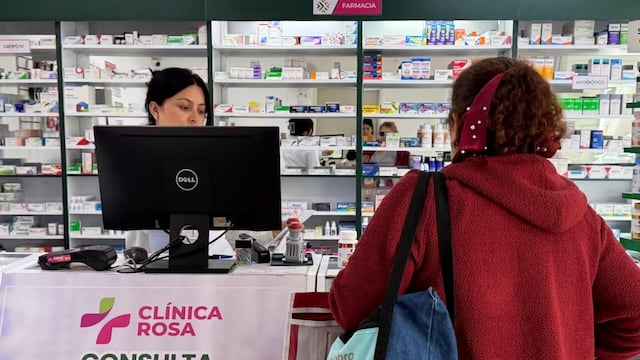 Ricardo Gallardo y Claudia Sheinbaum acuerdan instalar 400 consultorios gratuitos.