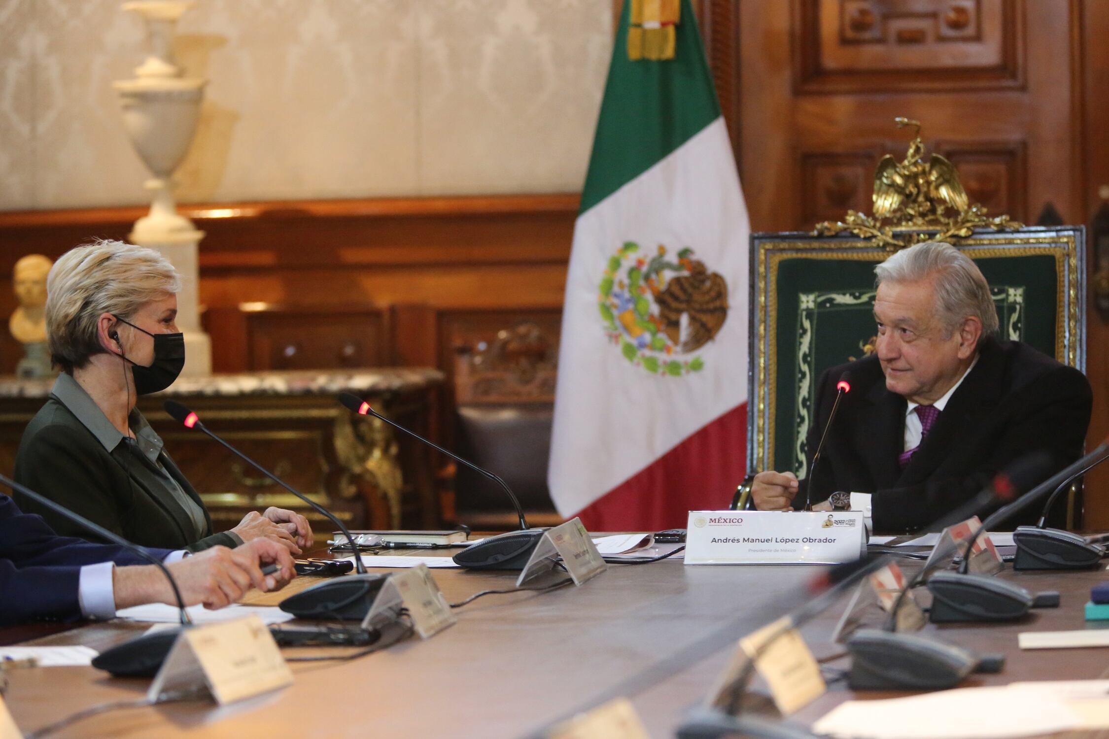 AMLO se reúne con secretaria de Energía de Estados Unidos