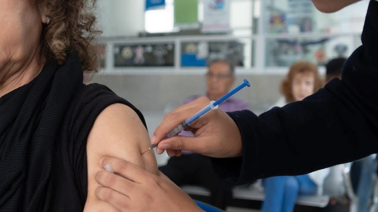 Tere Jiménez llama a familias de Aguascalientes a completar esquemas de vacunación antes del regreso a clases
