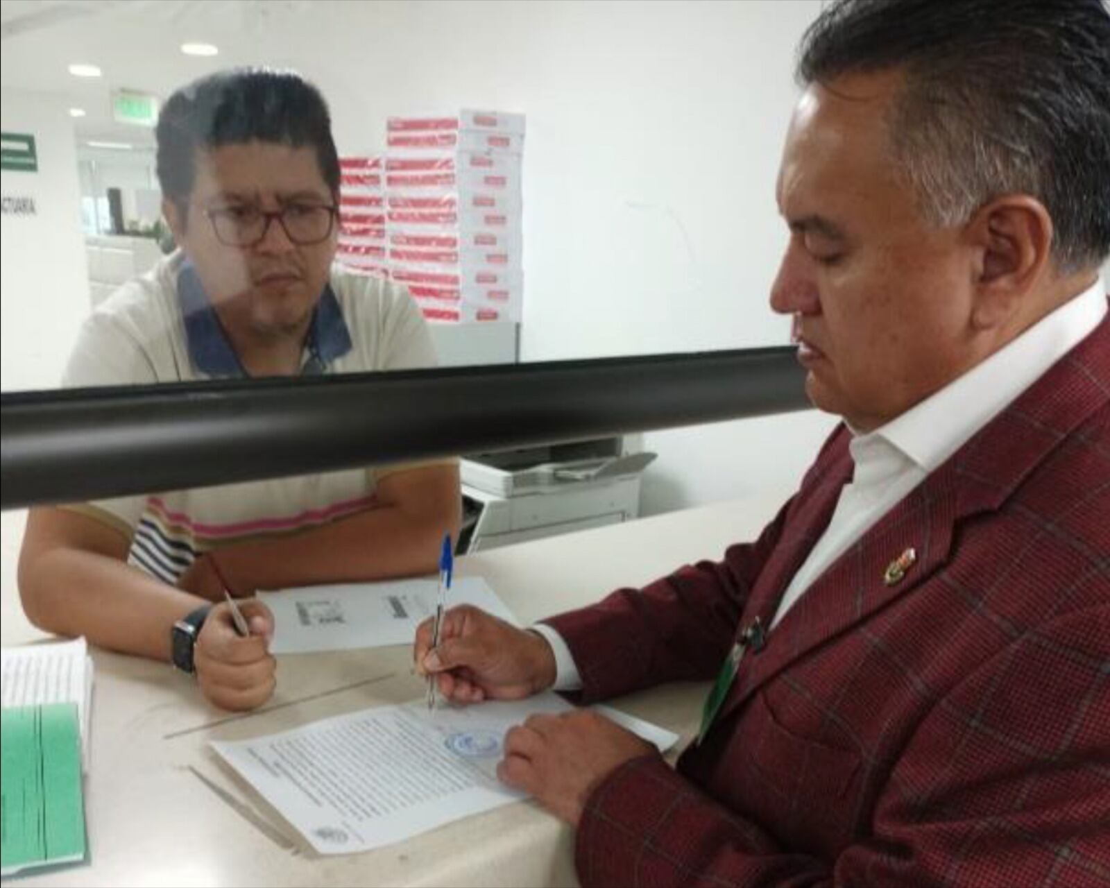Denuncia contra Felipe Calderón