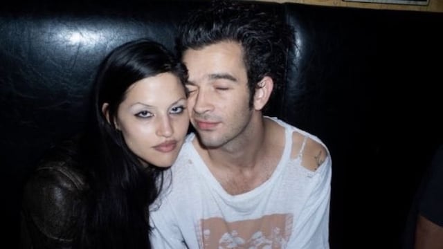Matty Healy, ex novio de Taylor Swift, se compromete con Gabriette Bechtel