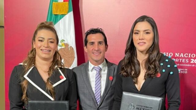 Rommel Pacheco durante ceremonia del Premio Nacional del Deporte