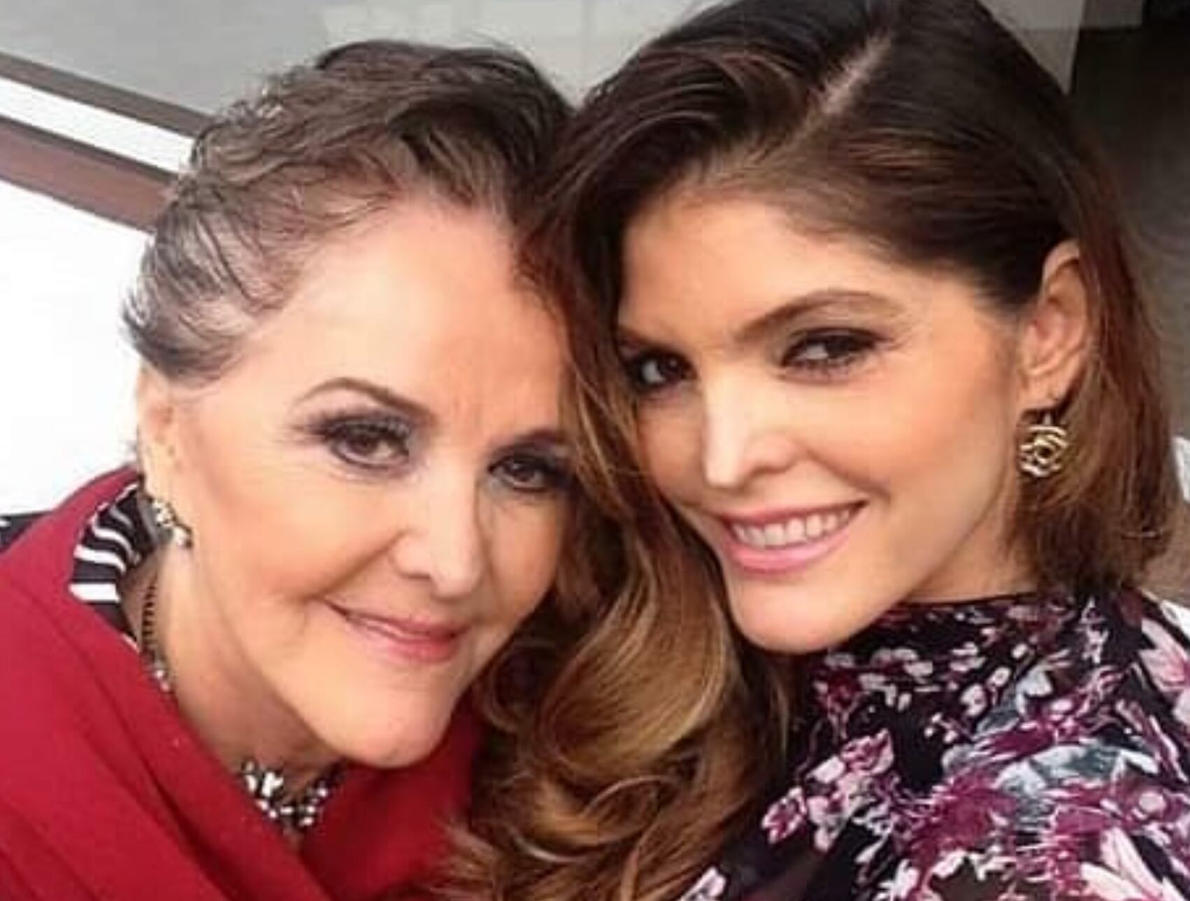 Ana Bárbara y su mamá, María de Lourdes Motta