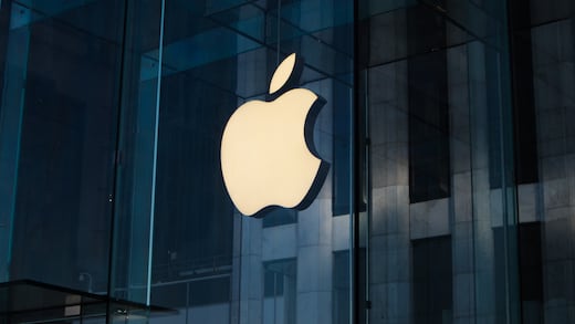 Apple recorta más de 200 empleos para centrarse en IA y nuevos dispositivos
