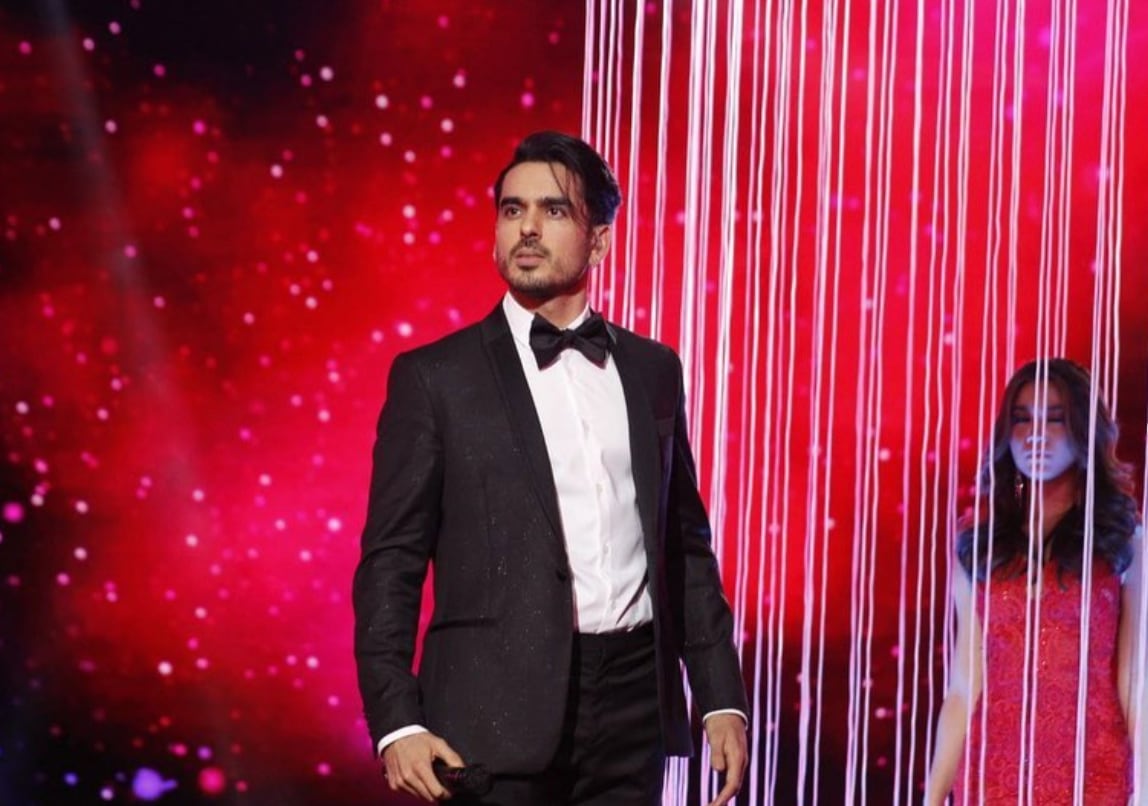 Andrés en La Academia