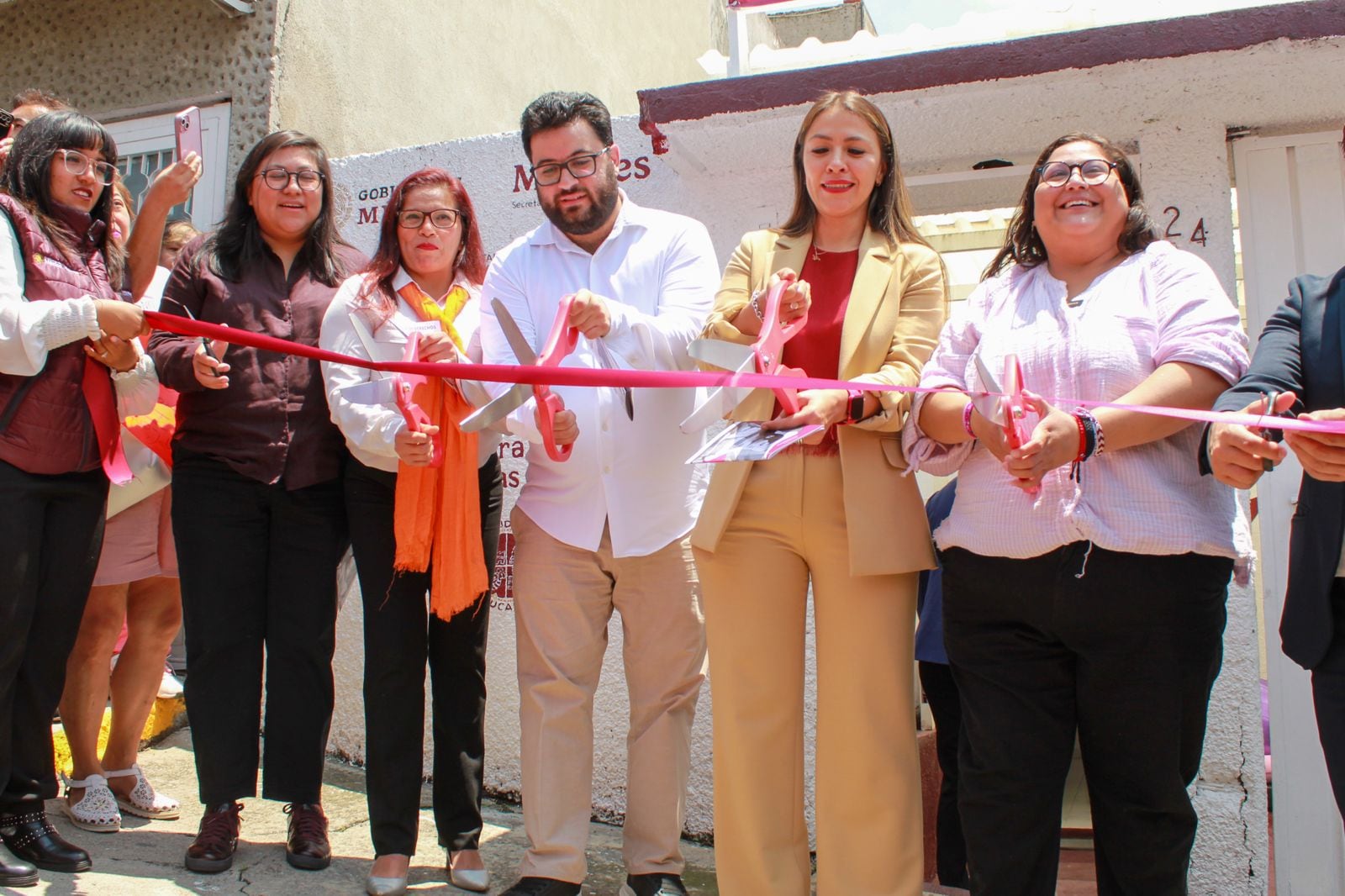 Citlalli Hernández e Isaac Montoya inauguran Centro LIBRE para acompañar y empoderar a mujeres
