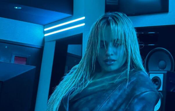 Camila Cabello cambia de look