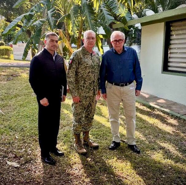 Omar García Harfuch, el General Ricardo Trevilla Trejo y Rubén Rocha. Foto: Vanessa Félix.