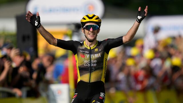 Simon Yates conquista la Etapa 10 del Tour de Francia 2025.