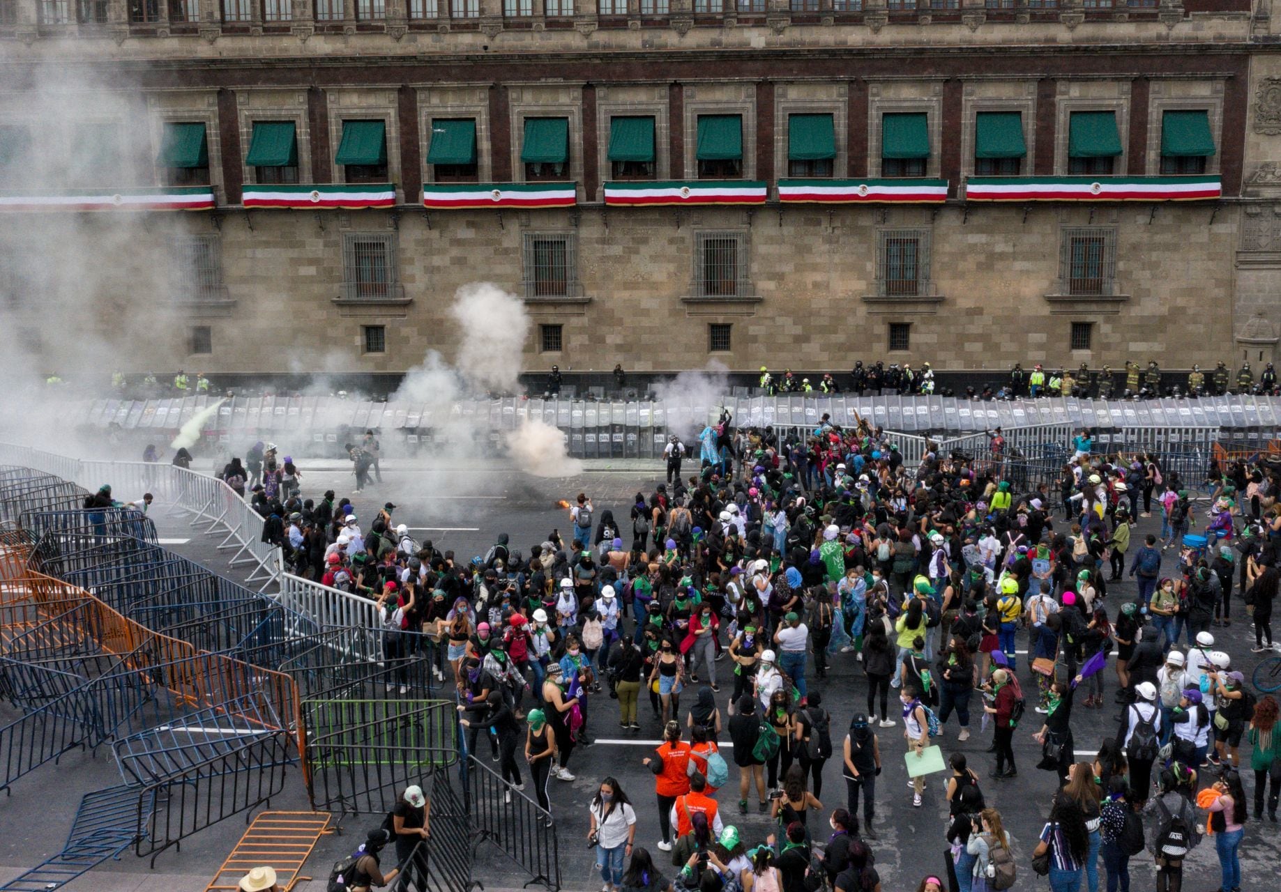 Marcha del 28S frente a Palacio Nacional