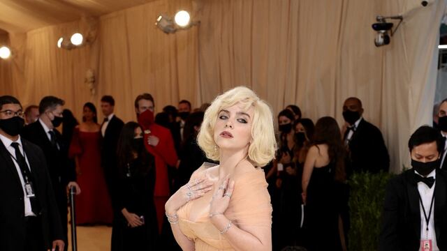 Billie Eilish sorprende en el 'Met Gala 2021'