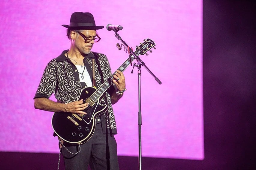 Flip Tamez, guitarrista de Jumbo