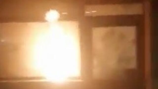 Incendio en estación de policía