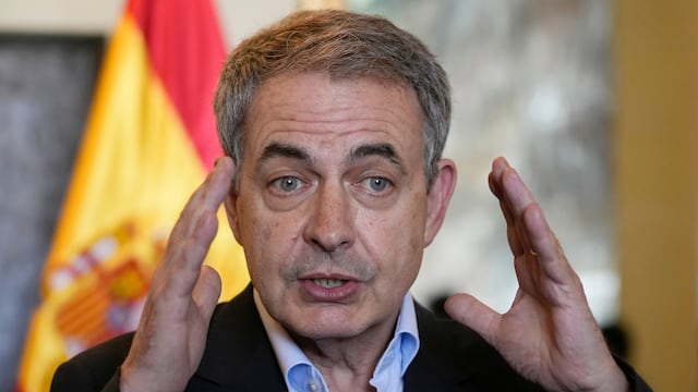 Zapatero se encuentra en una investigación por presuntamente liderar una red de tráfico de influencias