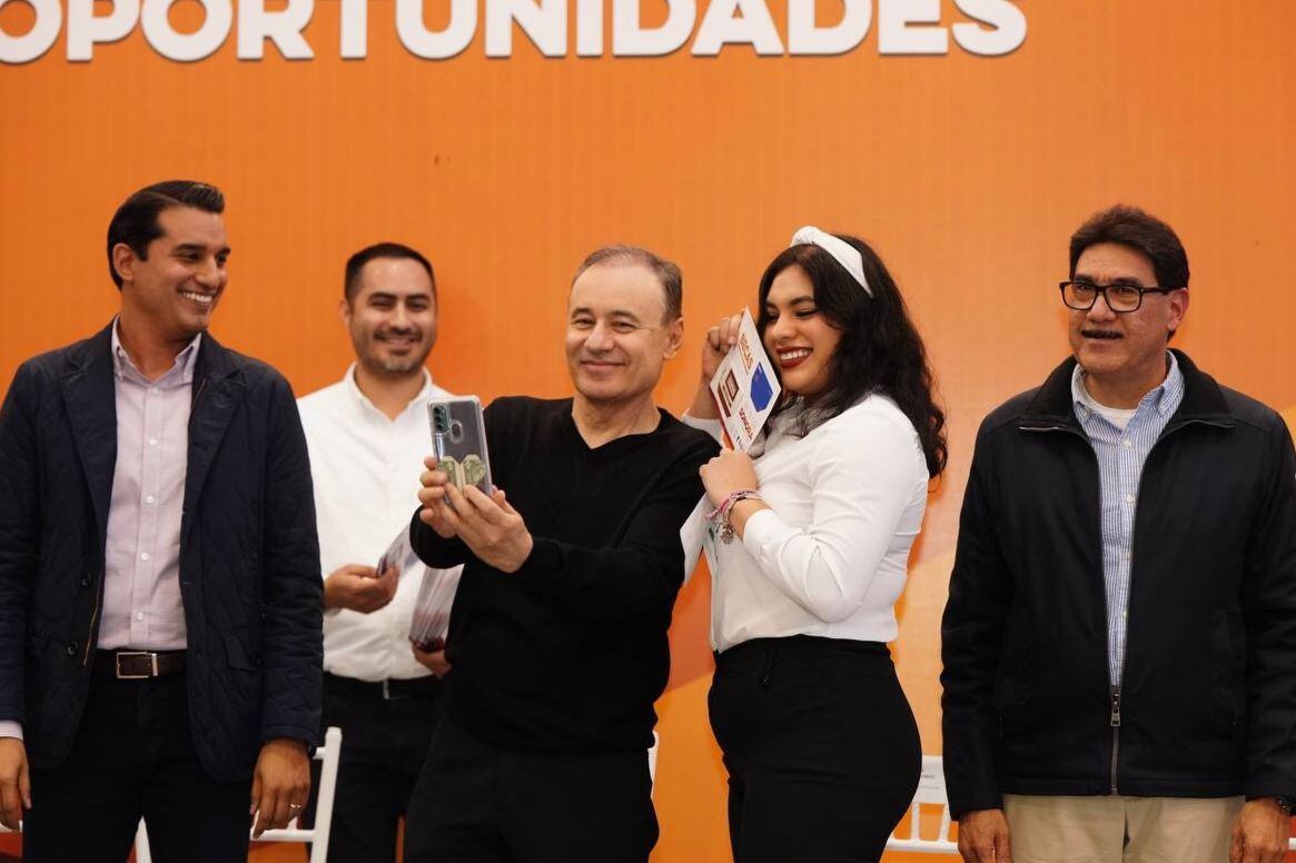 Alfonso Durazo supervisa obras en Sonora