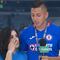 Roberto Alvarado y Dayana Gómez dedican título de Cruz Azul a la bebé que perdieron