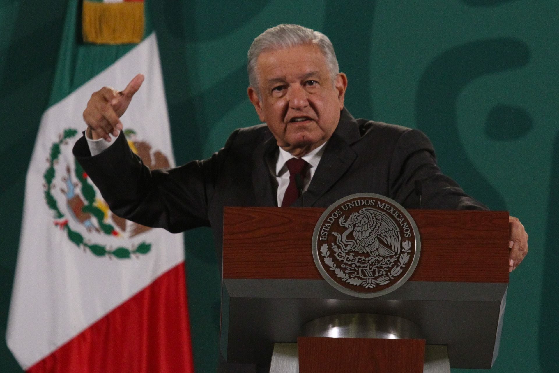 AMLO