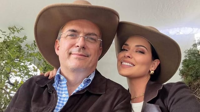 Marcelo Ebrard y Rosalinda Bueso celebran 15 años de matrimonio