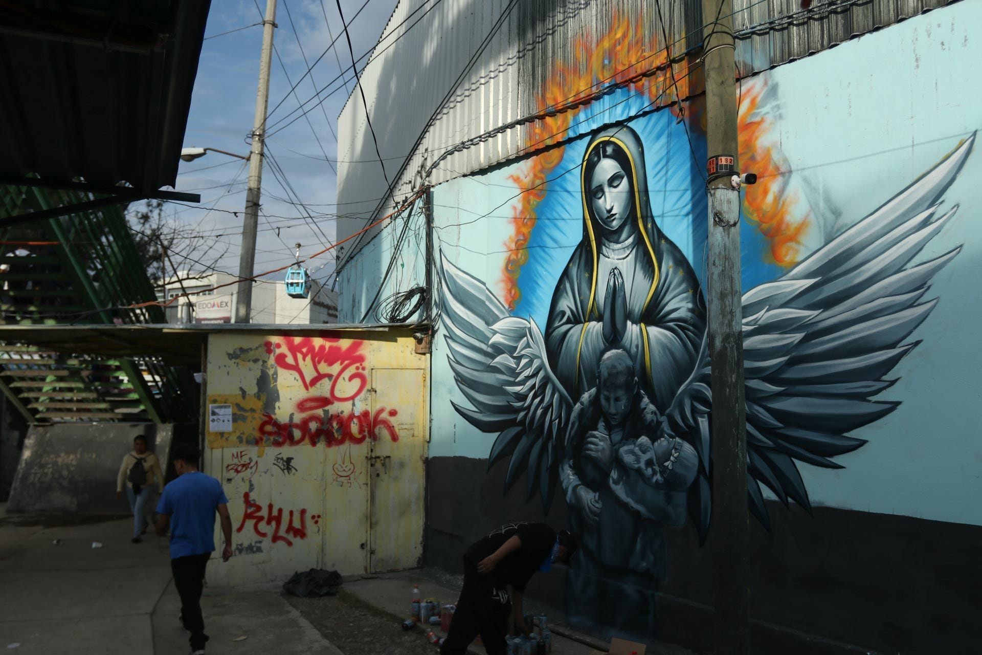 Mural en memoria de las víctimas de la explosión en Iztapalapa.