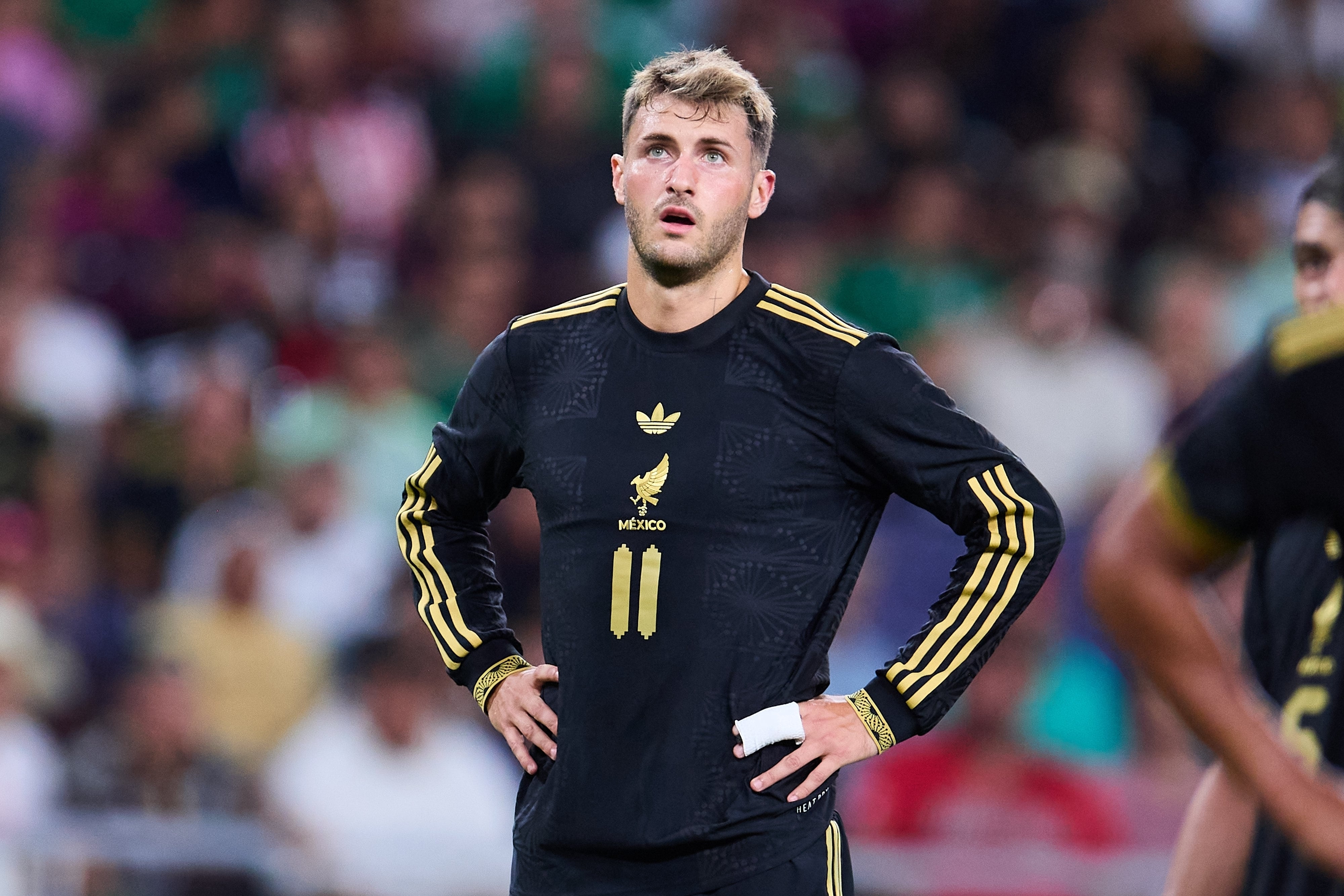 Santiago Giménez con la Selección Mexicana