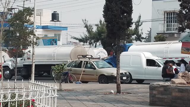 Piperos se manifiestan y el tráfico es un caos en Puebla