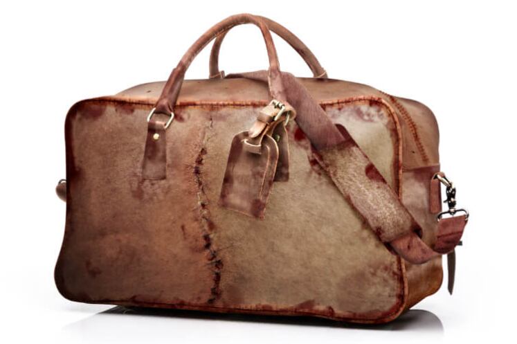 Bolsa Dwayne hecha con piel humana