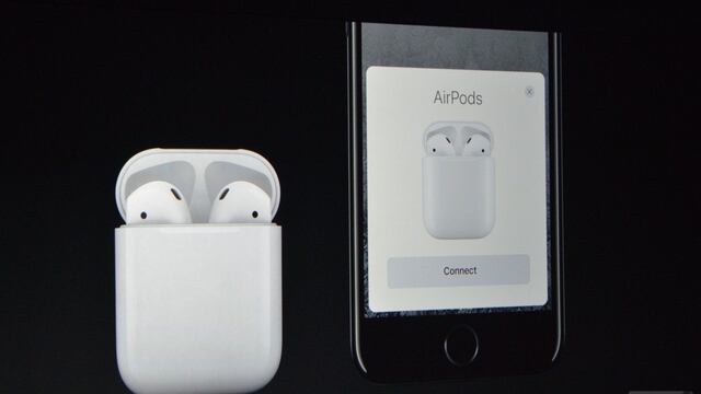 La dura competencia de internet