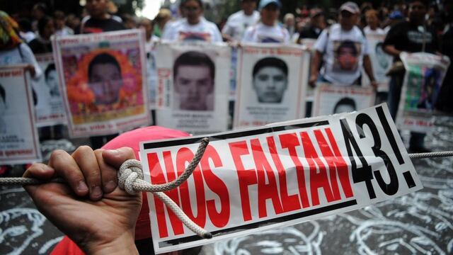 Marcha por los 43 normalistas desaparecidos.