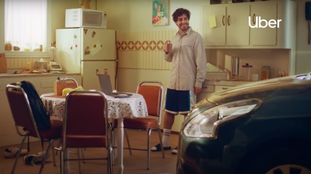 Si tienes un auto, que aporte: Genera ganancias en la app de Uber sin conducir