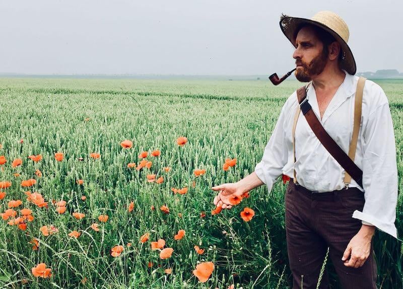 Mario Iván Martínez interpretando a Vincent van Gogh