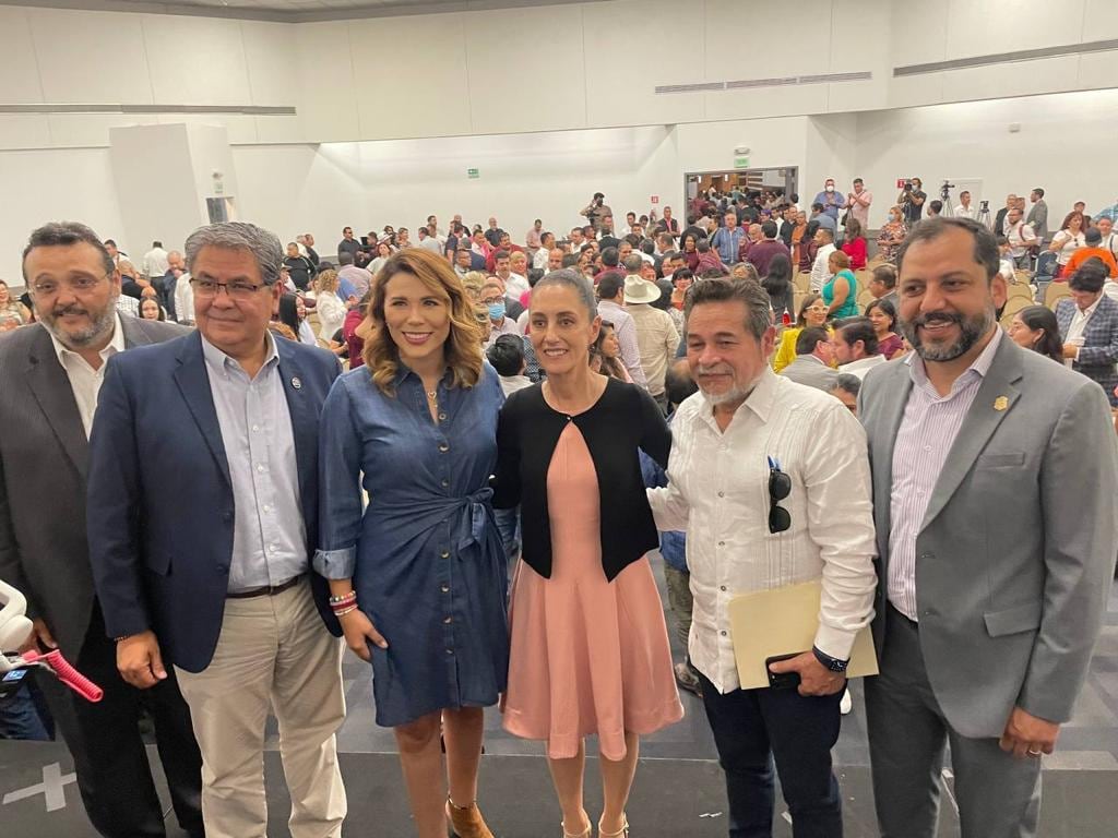 Claudia Sheinbaum y Marina del Pilar Ávila