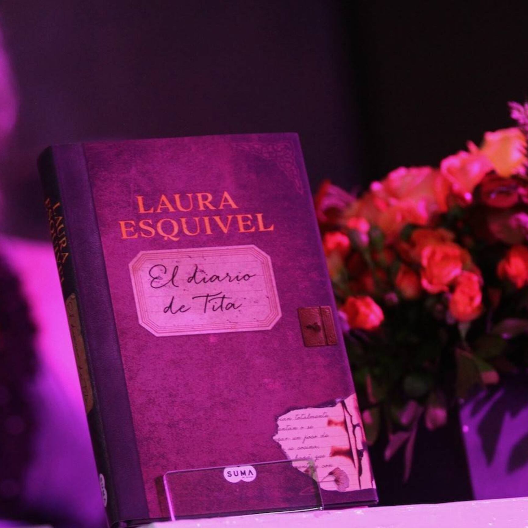 Presenta Laura Esquivel, "El Diario de Tita" segunda parte de la trilogía "Como agua para Chocolate"