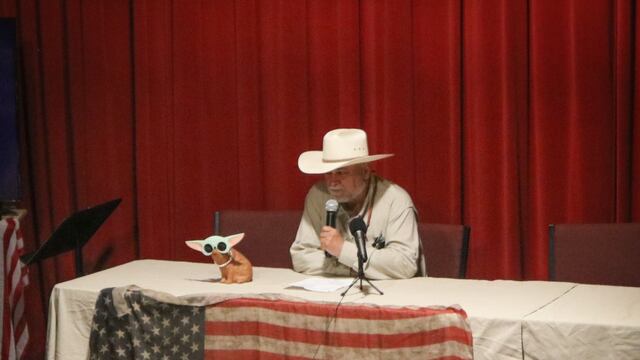 Robert David Steele, exagente de la CIA muere de Covid-19