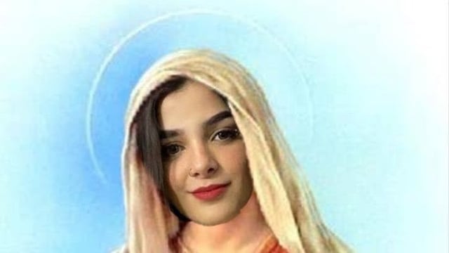 Meme de Karely Ruiz por ayudar a Veracruz